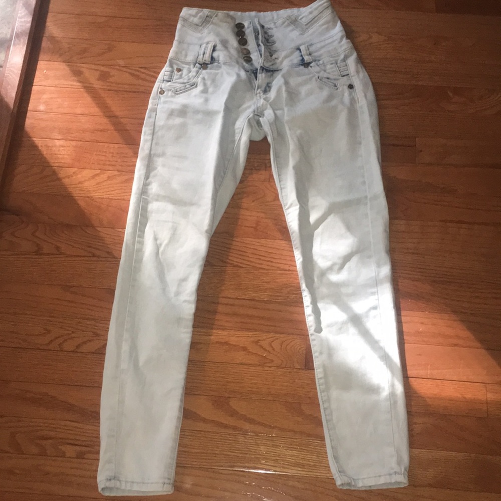 Light Wash High Waisted Skinny Jeans